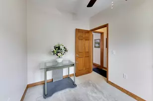 671 S 5th Ave, Des Plaines, IL 60016 - Photo 9