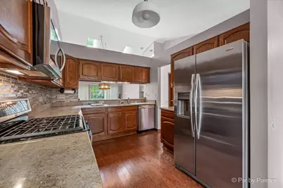 224 Lorraine Circle #224, Bloomingdale, IL 60108 - Photo 7