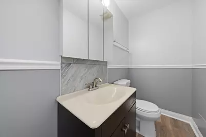 1354 W Ohio Street, Chicago, IL 60642 - Photo 21
