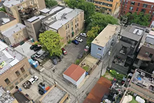 1354 W Ohio St, Chicago, IL 60642 - Photo 5