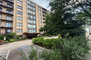 4601 W Touhy Ave, Lincolnwood, IL 60712 - Photo 15