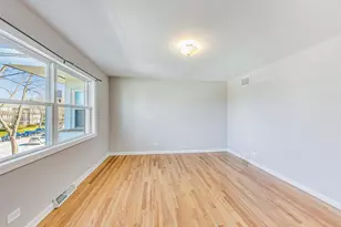 4839 Crain St, Skokie, IL 60077 - Photo 13