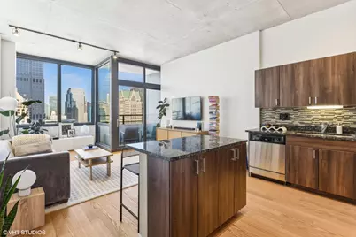 235 W Van Buren Street #4219, Chicago, IL 60607 - Photo 5