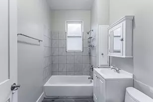 1330 Ridgeland Ave, Berwyn, IL 60402 - Photo 7