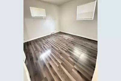 2027 Indian Road, Waukegan, IL 60087 - Photo 5