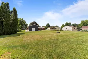 58 Douglas Dr, Coal Valley, IL 61240 - Photo 45