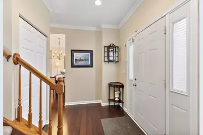 925 Cortney Drive, Carpentersville, IL 60110 - Photo 3