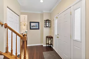925 Cortney Dr, Carpentersville, IL 60110 - Photo 3