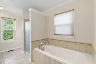 925 Cortney Dr, Carpentersville, IL 60110 - Photo 29