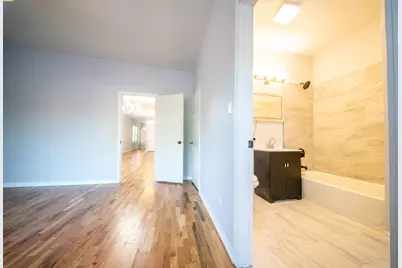 5256 S Carpenter Street, Chicago, IL 60609 - Photo 9
