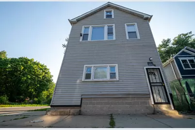 5256 S Carpenter Street, Chicago, IL 60609 - Photo 1