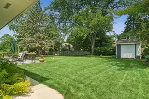25558 W Wilson Ave, Wauconda, IL 60084 - Photo 27
