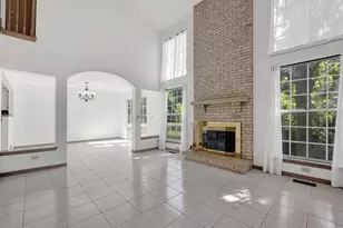 2164 Seaver Ln, Hoffman Estates, IL 60169 - Photo 3