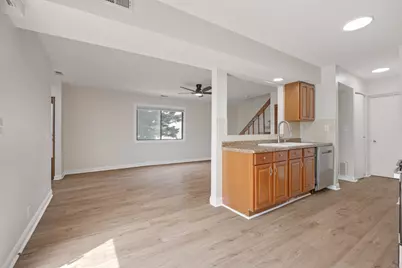 40 N Waterford Drive, Schaumburg, IL 60194 - Photo 11