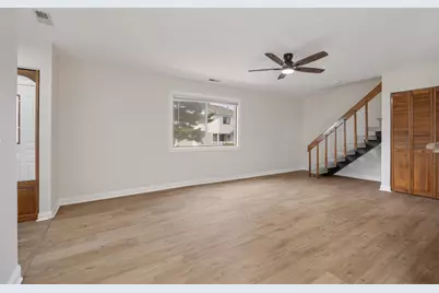 40 N Waterford Drive, Schaumburg, IL 60194 - Photo 7