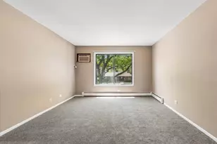386 Echo Ln, Aurora, IL 60504 - Photo 7