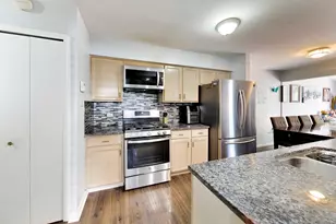 1716 N Frolic Ave, Waukegan, IL 60085 - Photo 7