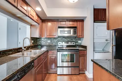 19 Foxcroft Road #203, Naperville, IL 60565 - Photo 7