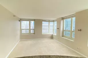 345 N Lasalle, Chicago, IL 60610 - Photo 9