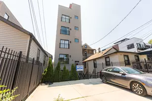 2108 W 18th Pl, Chicago, IL 60608 - Photo 21