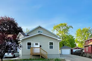 126 Prairie St, Ottawa, IL 61350 - Photo 1