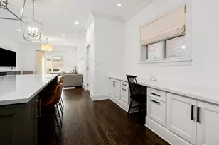 2333 N Southport Ave, Chicago, IL 60614 - Photo 9