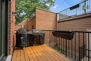 2333 N Southport Ave, Chicago, IL 60614 - Photo 11