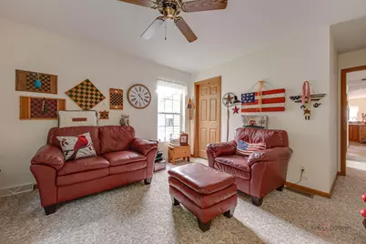 269 Forestview Drive, Crystal Lake, IL 60014 - Photo 17