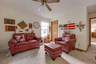 269 Forestview Dr, Crystal Lake, IL 60014 - Photo 17