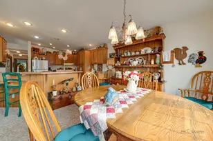 269 Forestview Dr, Crystal Lake, IL 60014 - Photo 9