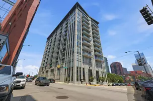 740 W Fulton St, Chicago, IL 60661 - Photo 1