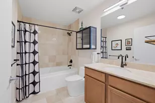 740 W Fulton St, Chicago, IL 60661 - Photo 15