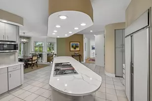 8420 Evergreen Ln, Darien, IL 60561 - Photo 11