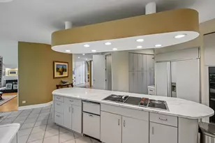 8420 Evergreen Ln, Darien, IL 60561 - Photo 9