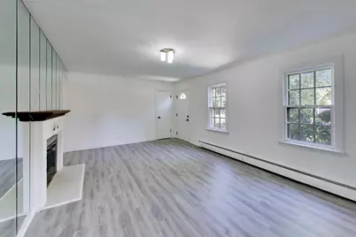 [Address not provided], Des Plaines, IL 60016 - Photo 5