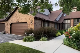 13485 Turtle Pond Ln, Palos Heights, IL 60463 - Photo 1