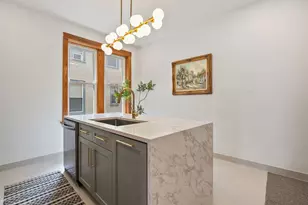 3052 N Kedzie Ave, Chicago, IL 60618 - Photo 17