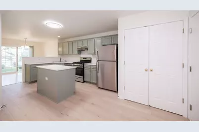 1452 Sturgeon Bay Court, Schaumburg, IL 60173 - Photo 7