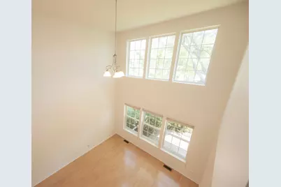 1452 Sturgeon Bay Court, Schaumburg, IL 60173 - Photo 9