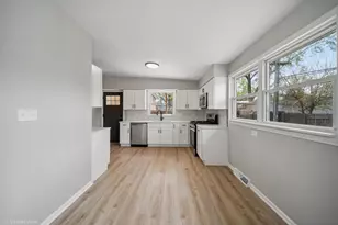 344 Ashland Ave, Chicago Heights, IL 60411 - Photo 9