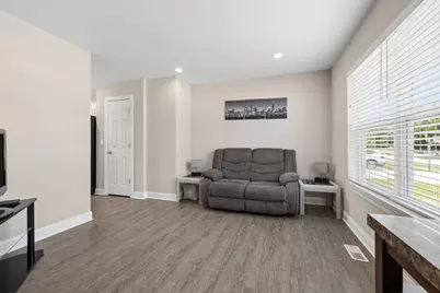 307 Derby Court, Wilmington, IL 60481 - Photo 5