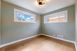 6031 S Moody Ave, Chicago, IL 60638 - Photo 13