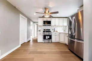 6031 S Moody Ave, Chicago, IL 60638 - Photo 7