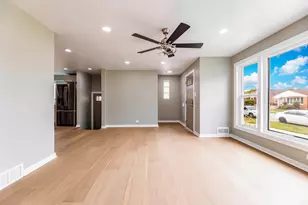 6031 S Moody Ave, Chicago, IL 60638 - Photo 5