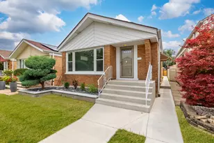 6031 S Moody Ave, Chicago, IL 60638 - Photo 1