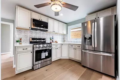 [Address not provided], Chicago, IL 60638 - Photo 7