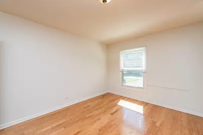 1025 Shady Lane Court, Round Lake Beach, IL 60073 - Photo 13