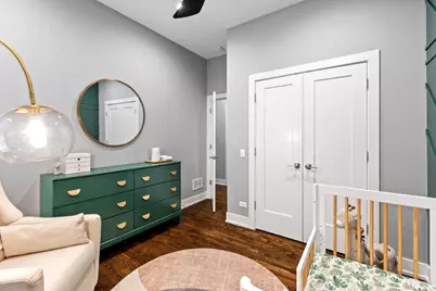 2712 W Montrose Avenue #2E, Chicago, IL 60618 - Photo 19