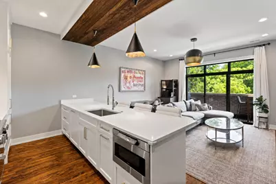 2712 W Montrose Avenue #2E, Chicago, IL 60618 - Photo 9
