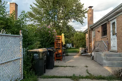 8837 Belleforte Avenue, Morton Grove, IL 60053 - Photo 17